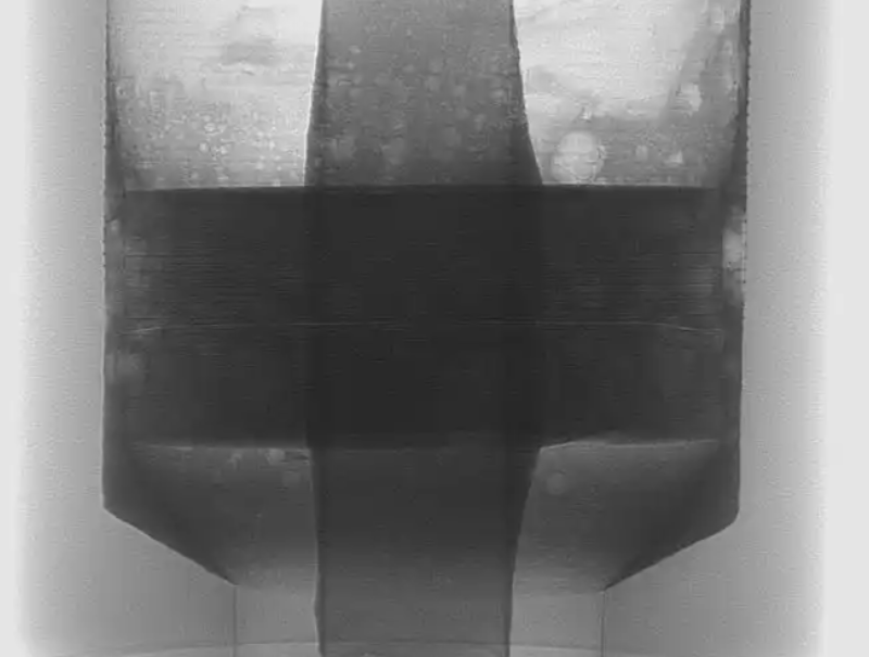 X-ray檢測工件內(nèi)部的裂紋、氣孔、疏松以及夾雜物